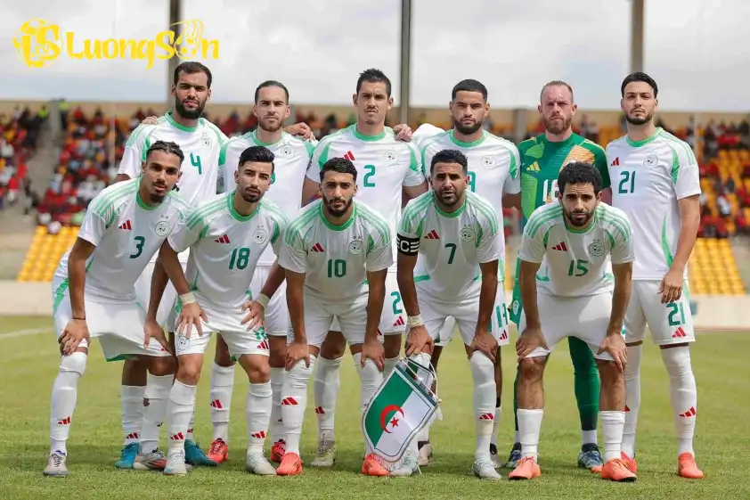 Algeria được đánh giá cao hơn rất nhiều trong trận đấu này Algeria được đánh giá cao hơn rất nhiều trong trận đấu này
