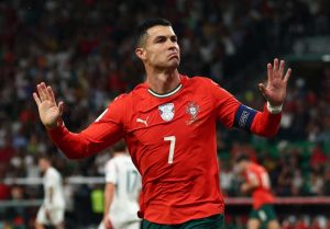 có 3 điểm trước Ireland sẽ giúp Ronaldo và đồng đội của mình chính thức có vé dự World Cup.